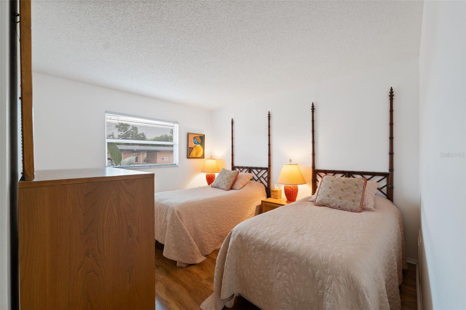 Image 26 of 47 For 3833 Teeside Drive