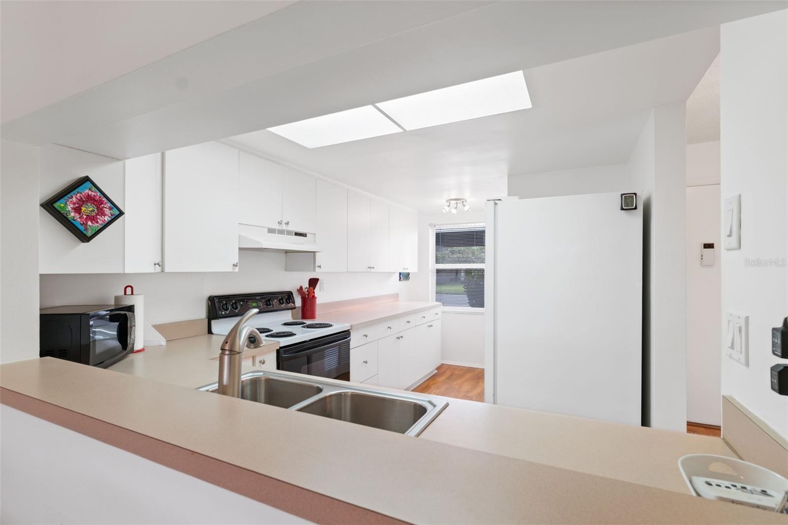 Image 9 of 47 For 3833 Teeside Drive