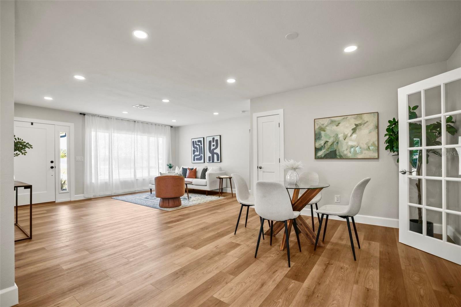 Image 14 of 39 For 1471 Gladys Circle