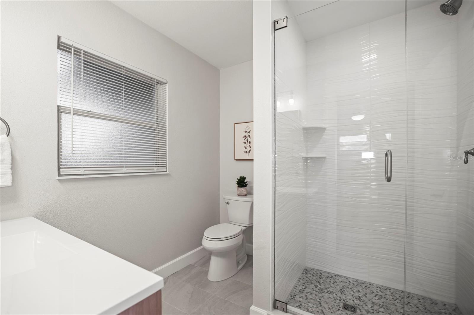 Image 21 of 39 For 1471 Gladys Circle