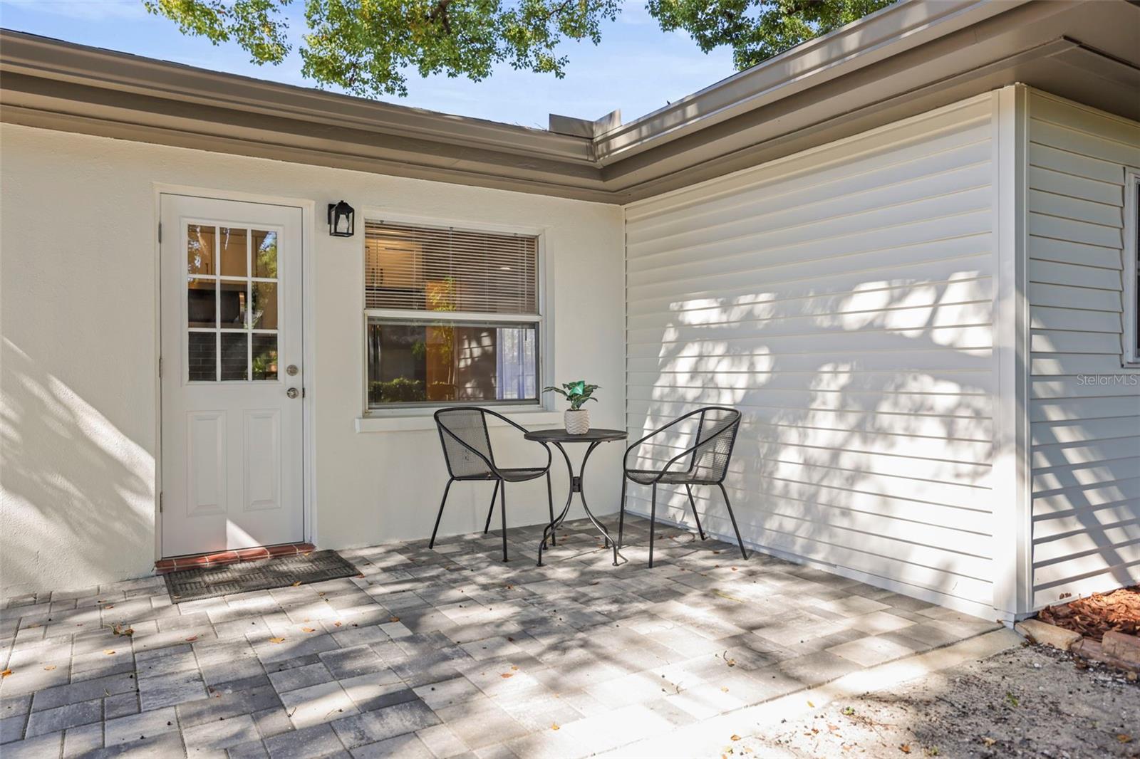 Image 29 of 39 For 1471 Gladys Circle