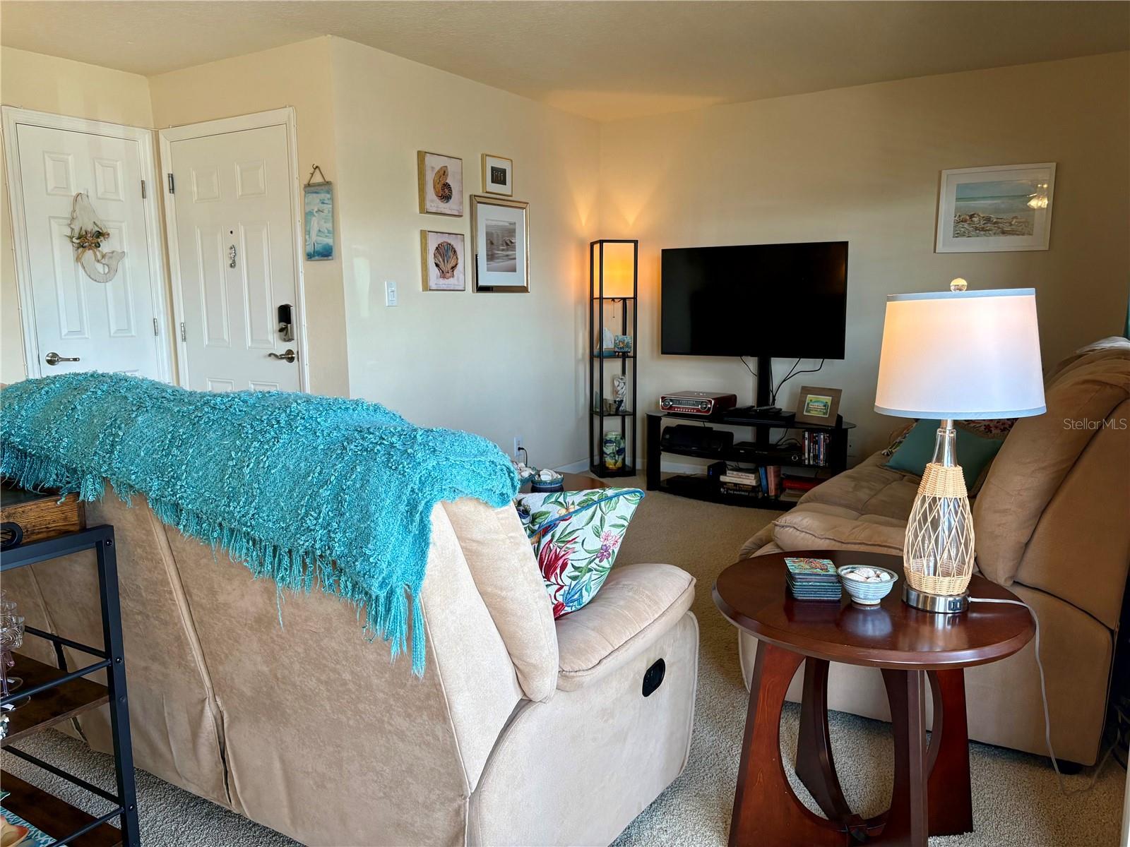 Image 11 of 42 For 5184 Beach Drive Se D