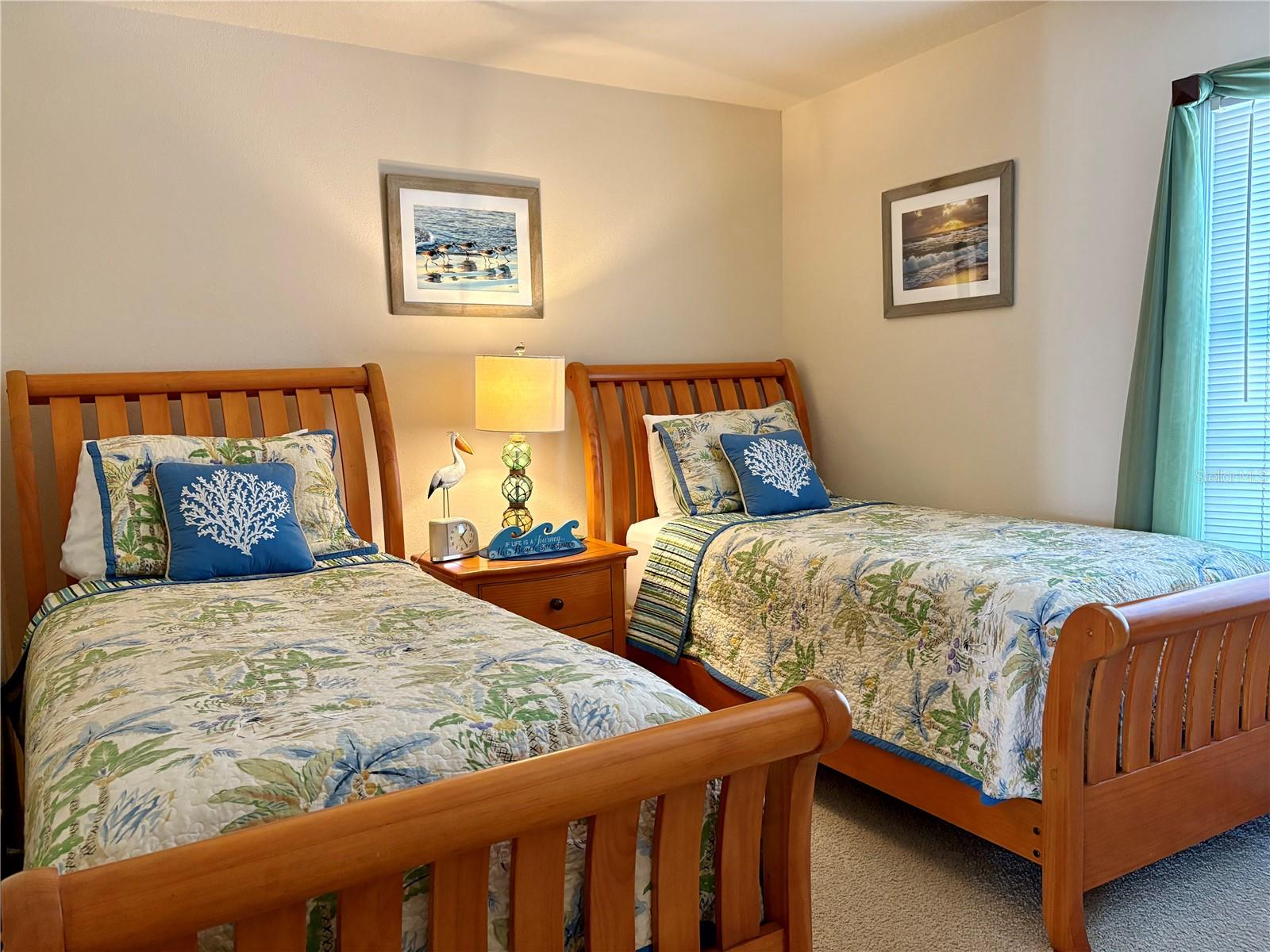 Image 16 of 42 For 5184 Beach Drive Se D