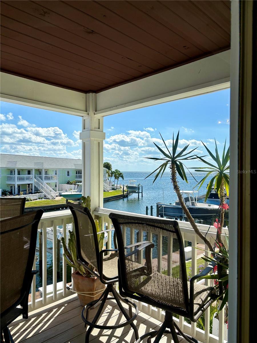 Image 26 of 42 For 5184 Beach Drive Se D