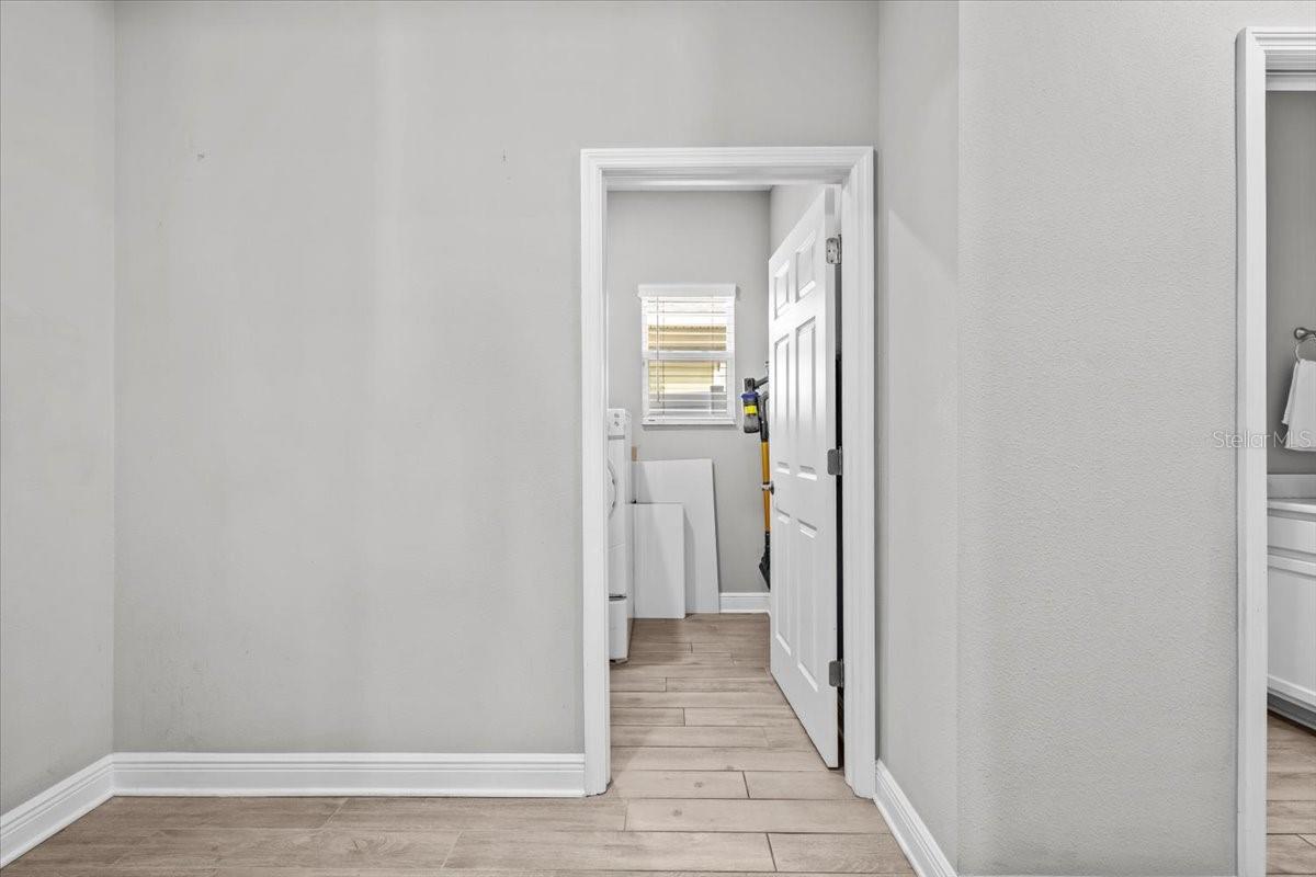 Image 24 of 62 For 3308 Glen Meadow Court