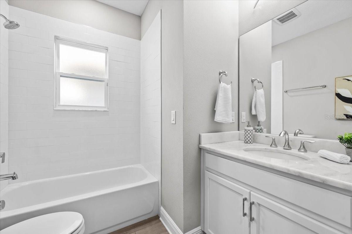 Image 27 of 62 For 3308 Glen Meadow Court