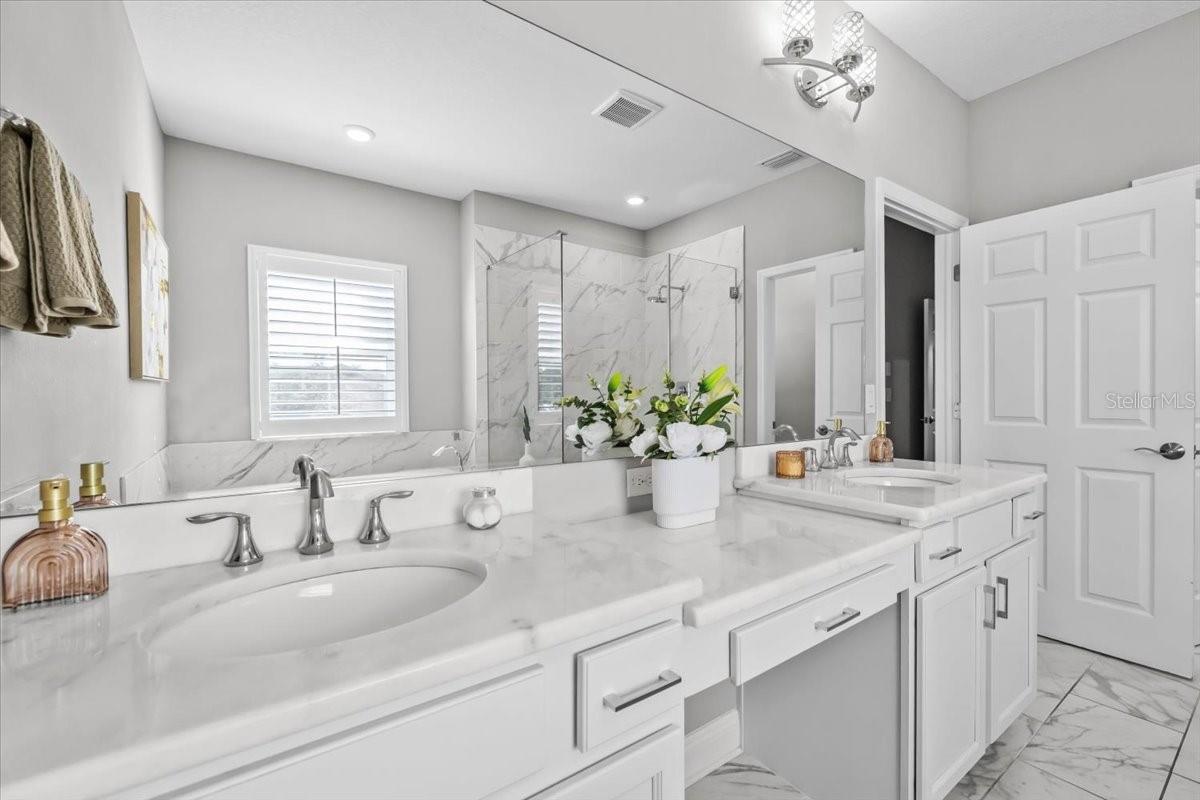 Image 46 of 62 For 3308 Glen Meadow Court