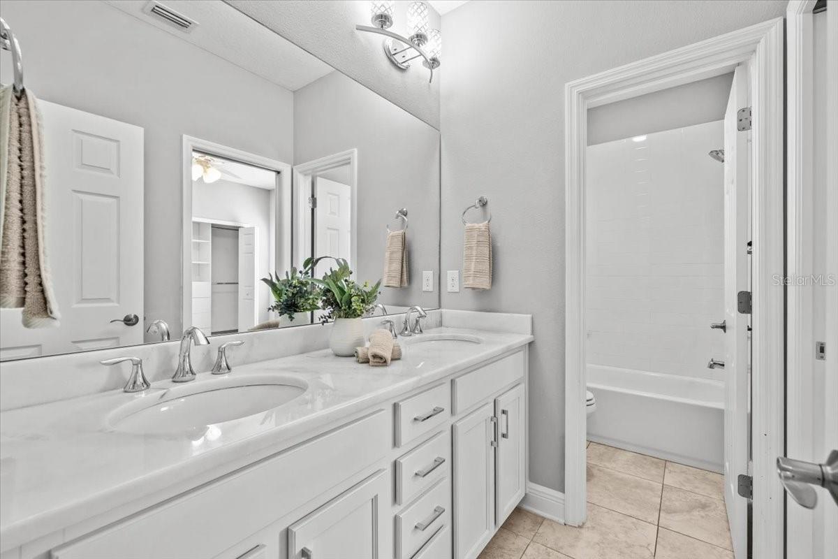 Image 49 of 62 For 3308 Glen Meadow Court