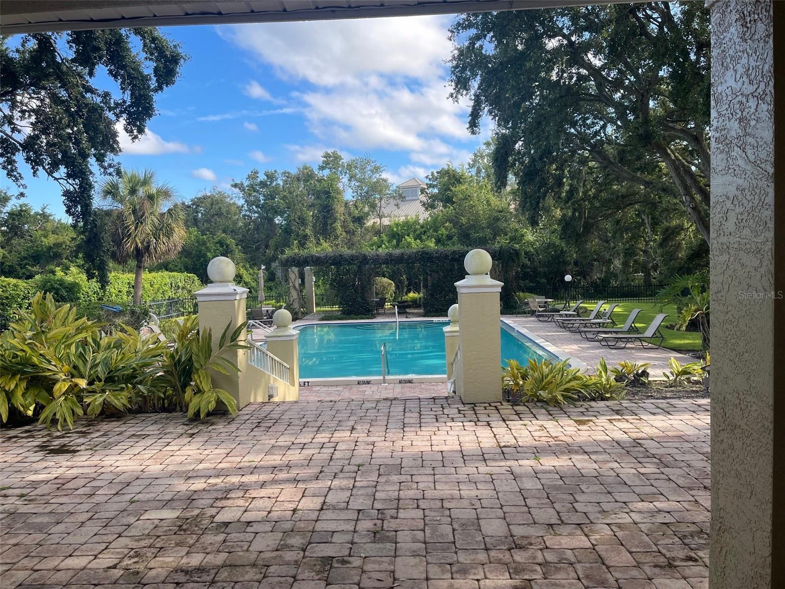 Image 20 of 27 For 2690 Coral Landings Boulevard 711