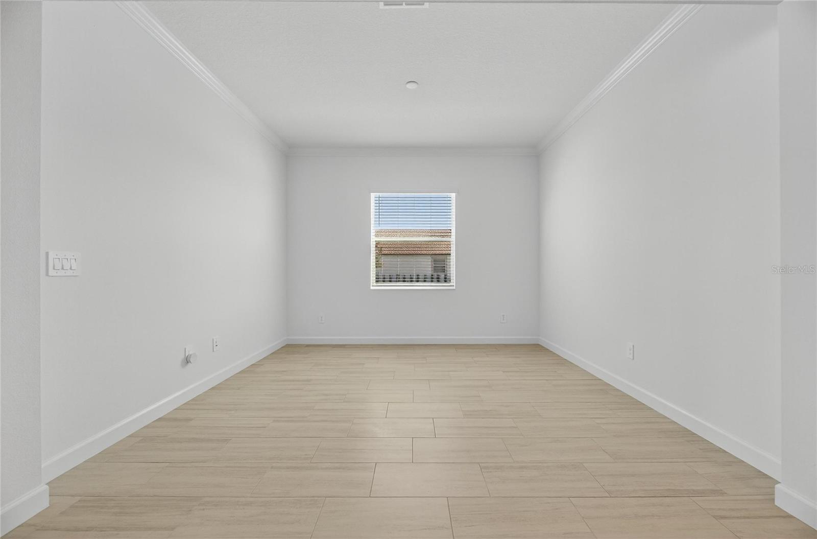 Image 14 of 72 For 17415 Holly Well Avenue