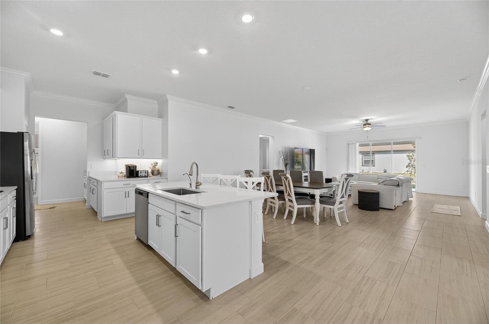 Image 17 of 72 For 17415 Holly Well Avenue