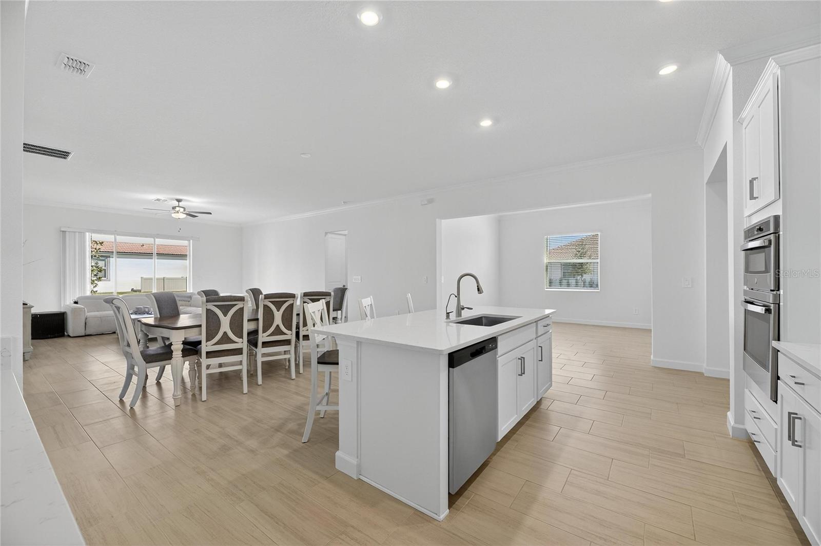 Image 21 of 72 For 17415 Holly Well Avenue