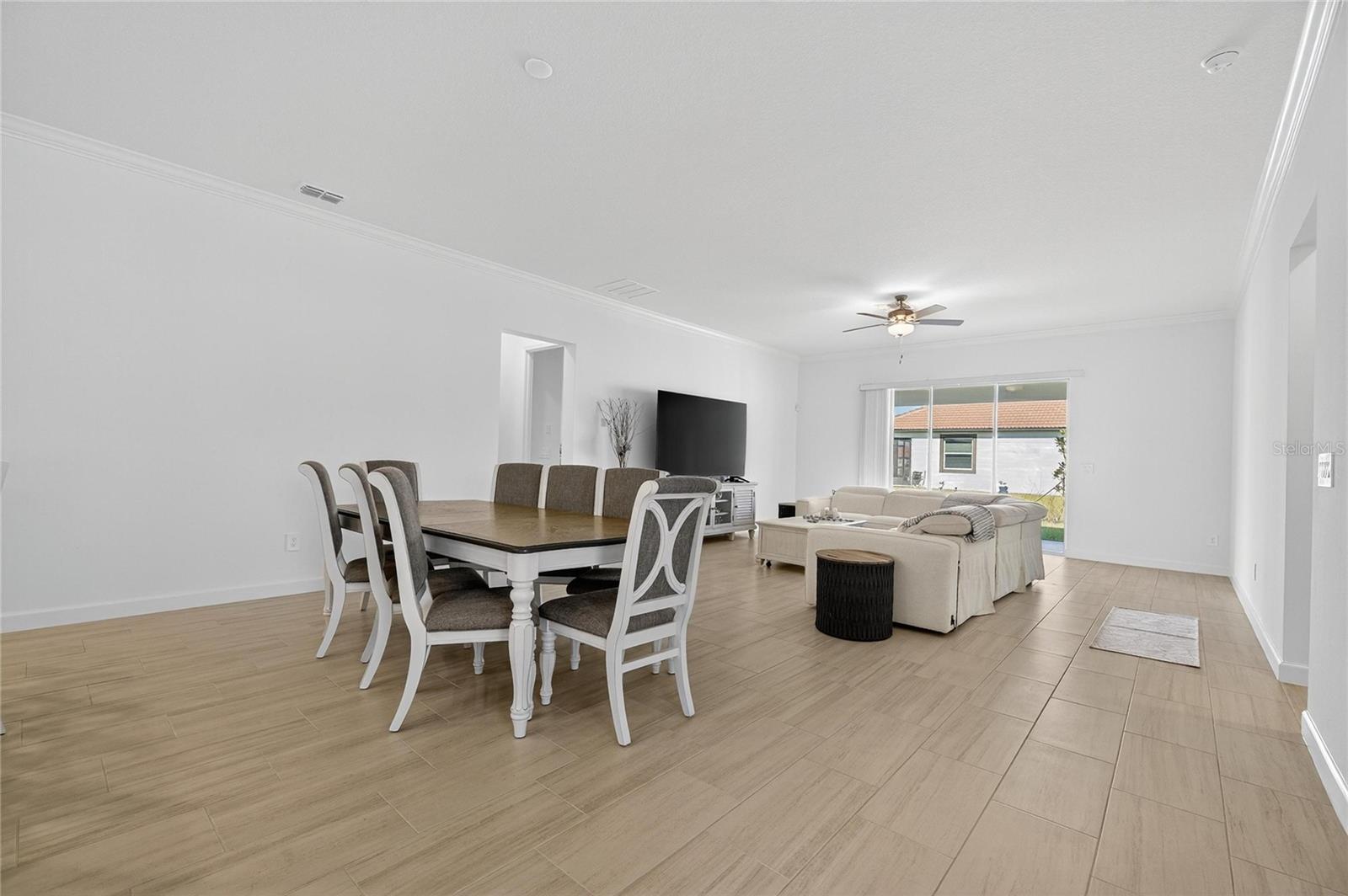 Image 32 of 72 For 17415 Holly Well Avenue