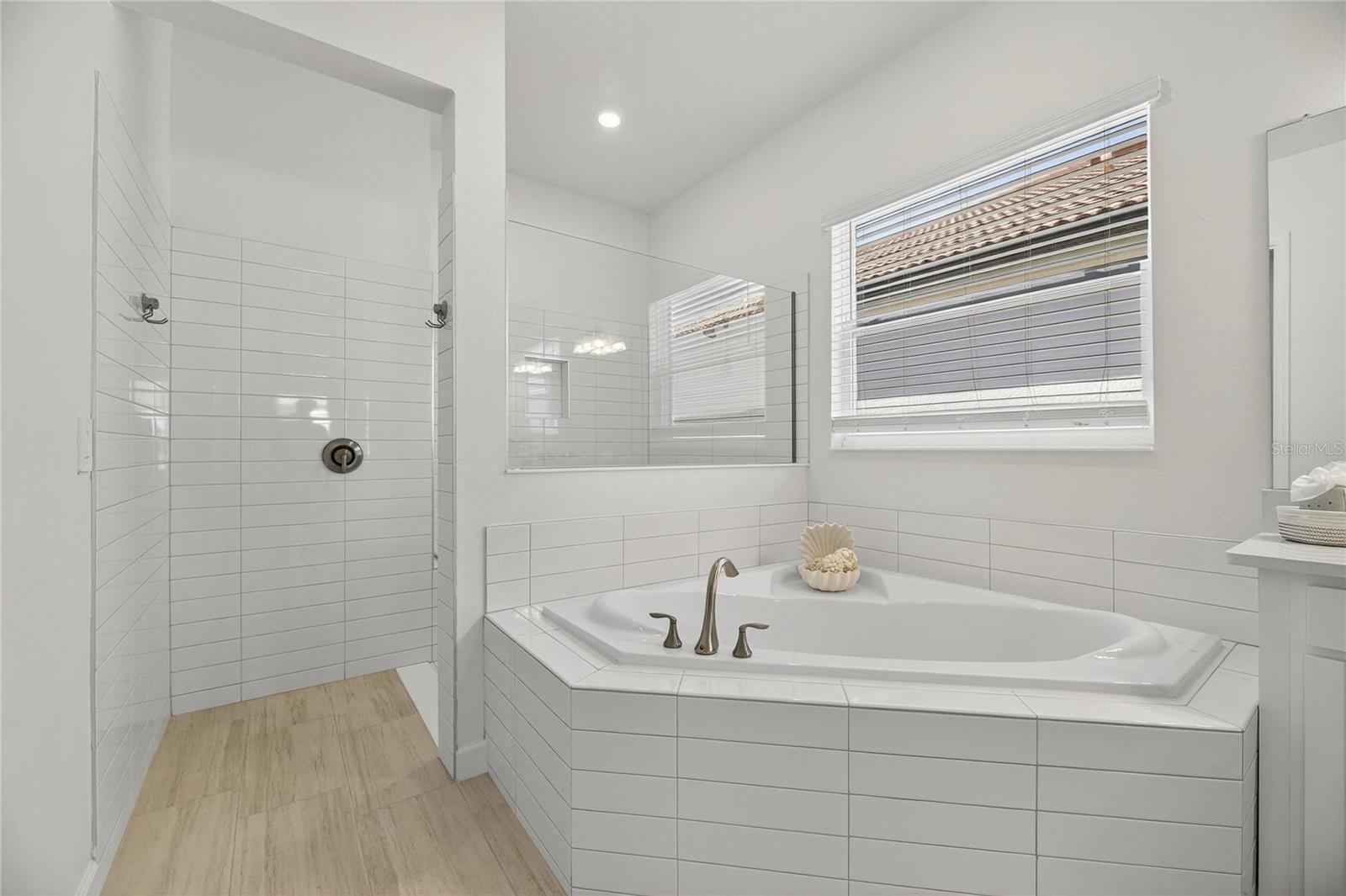 Image 49 of 72 For 17415 Holly Well Avenue