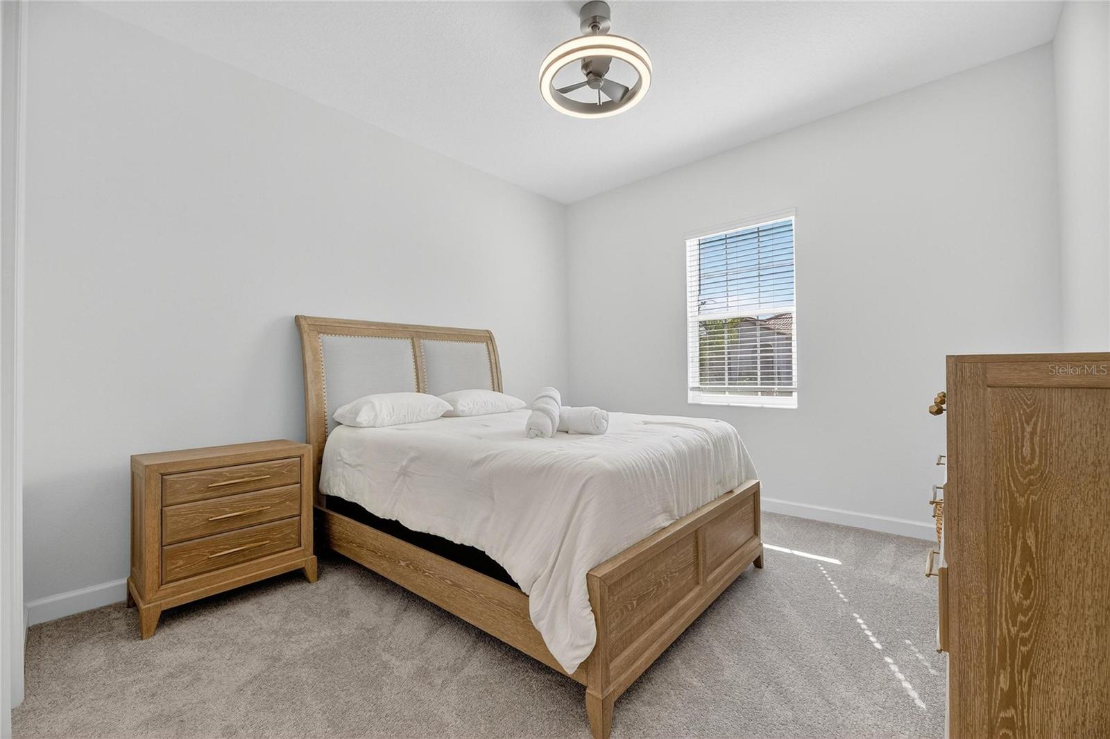 Image 7 of 72 For 17415 Holly Well Avenue