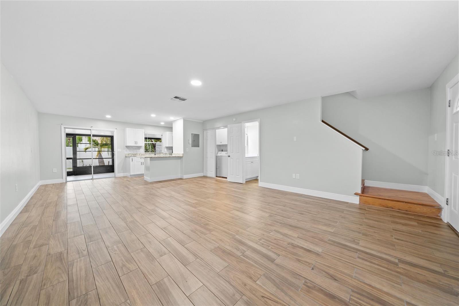 Image 3 of 22 For 11902 Cypress Crest Circle