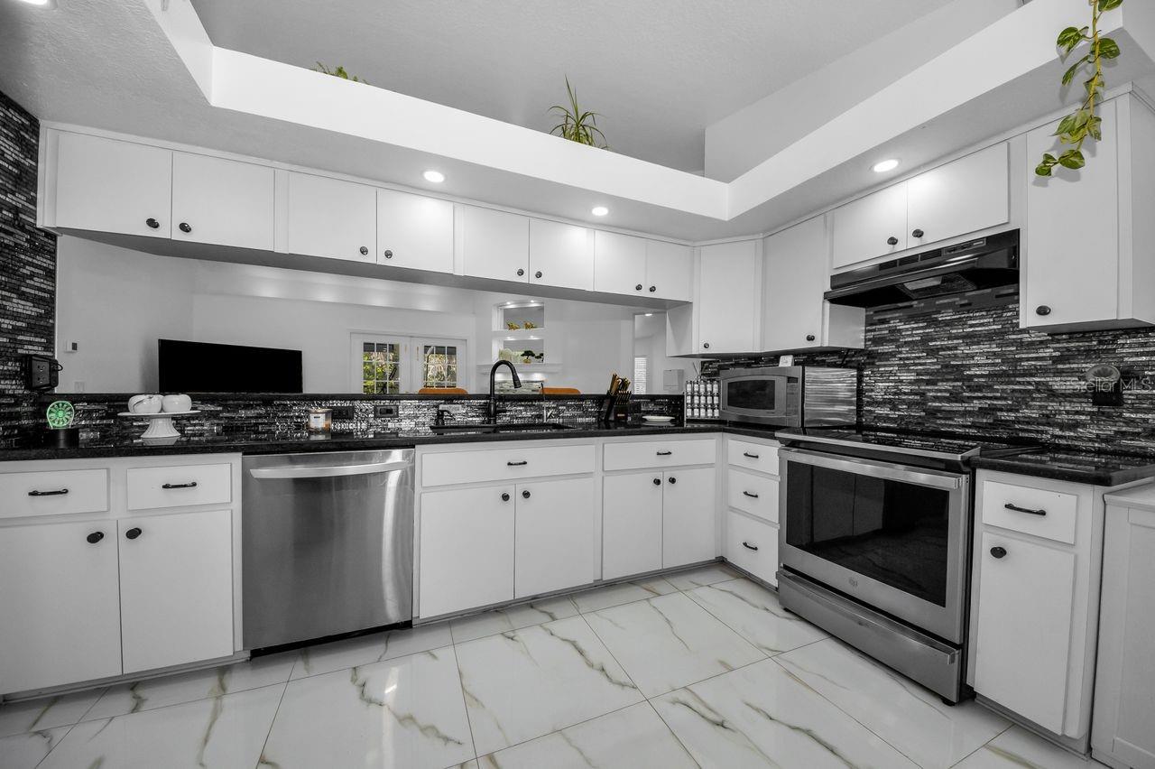 Image 11 of 46 For 5451 Tropic Drive