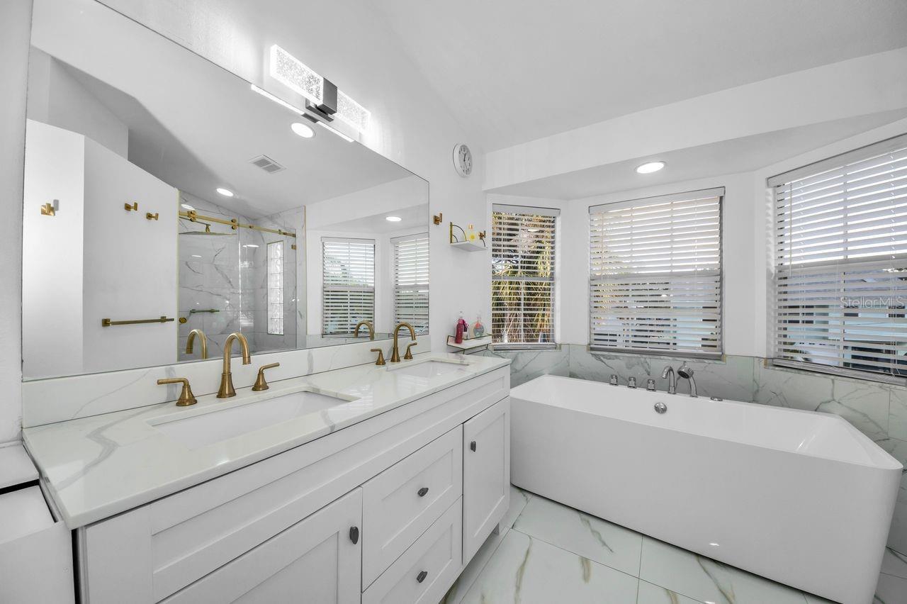 Image 19 of 46 For 5451 Tropic Drive