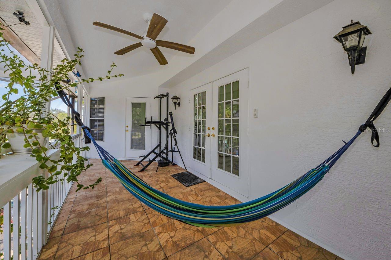 Image 22 of 46 For 5451 Tropic Drive