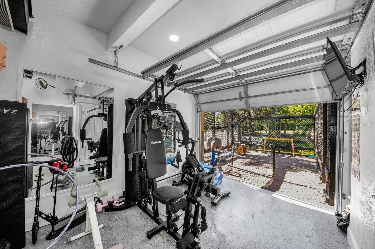 Image 30 of 46 For 5451 Tropic Drive