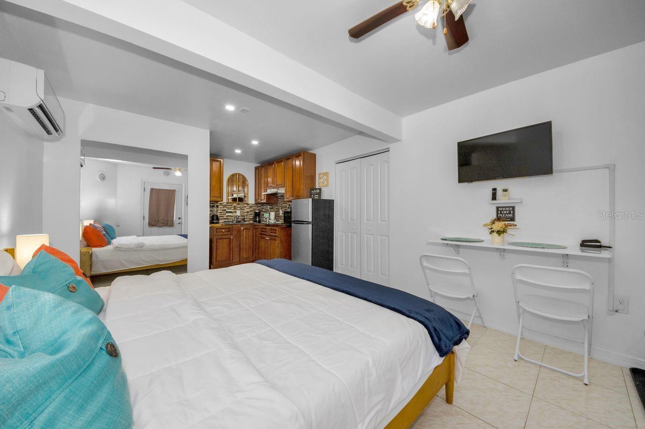 Image 34 of 46 For 5451 Tropic Drive