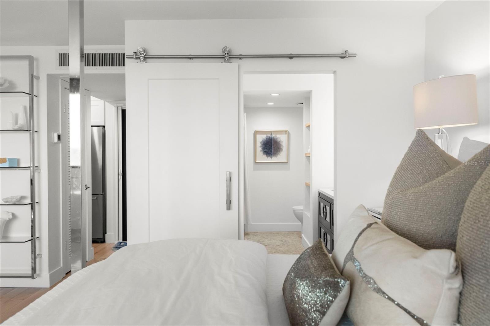 Image 15 of 28 For 2620 Cove Cay Drive 704