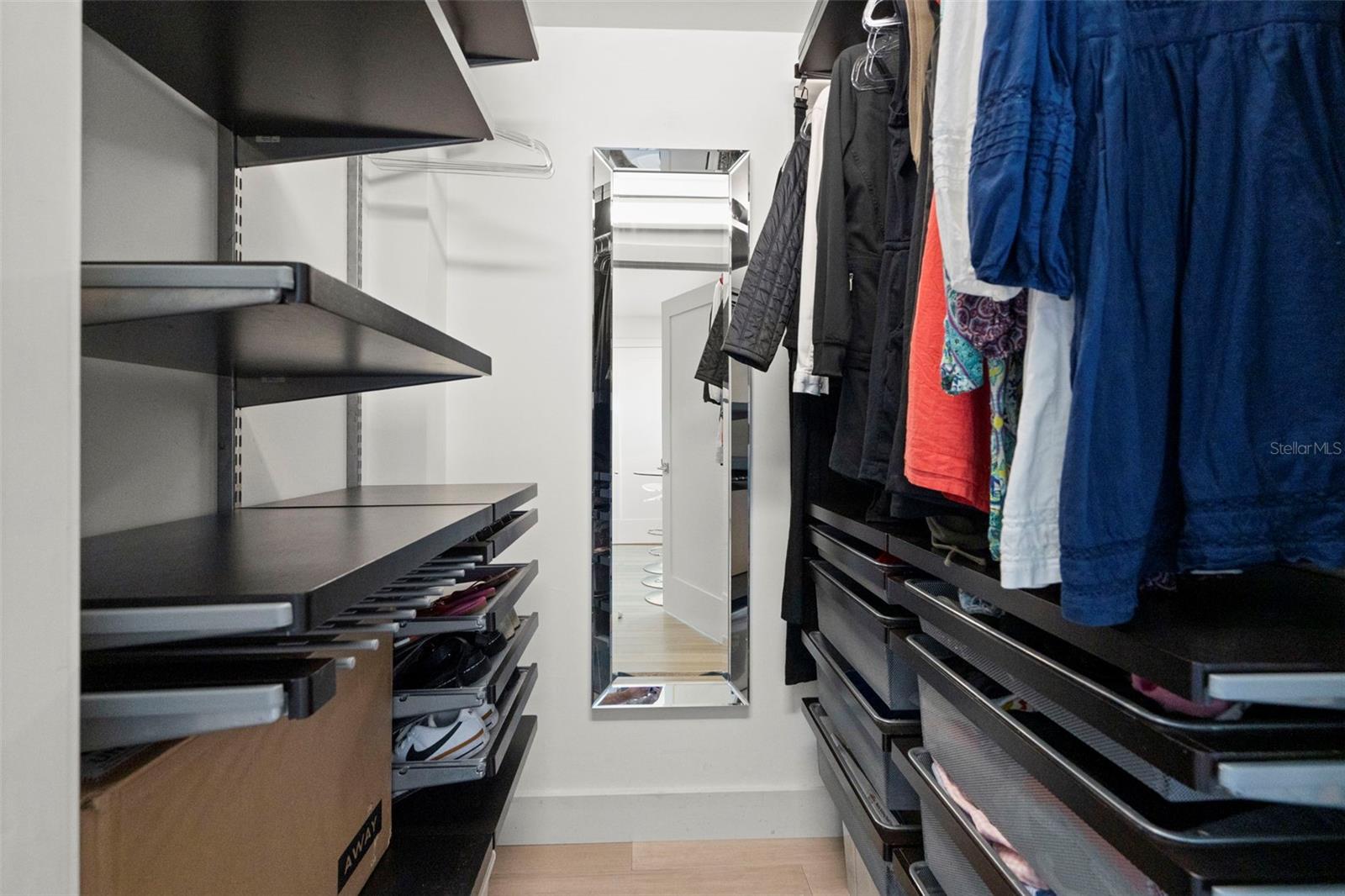 Image 21 of 28 For 2620 Cove Cay Drive 704