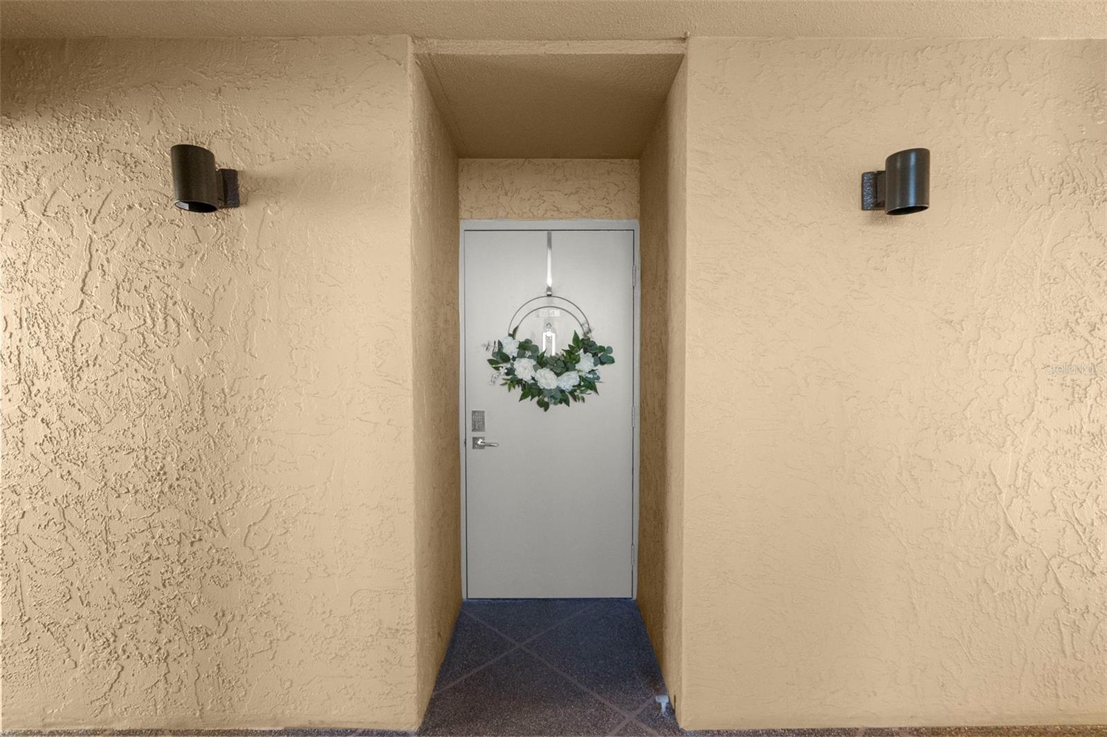 Image 4 of 28 For 2620 Cove Cay Drive 704