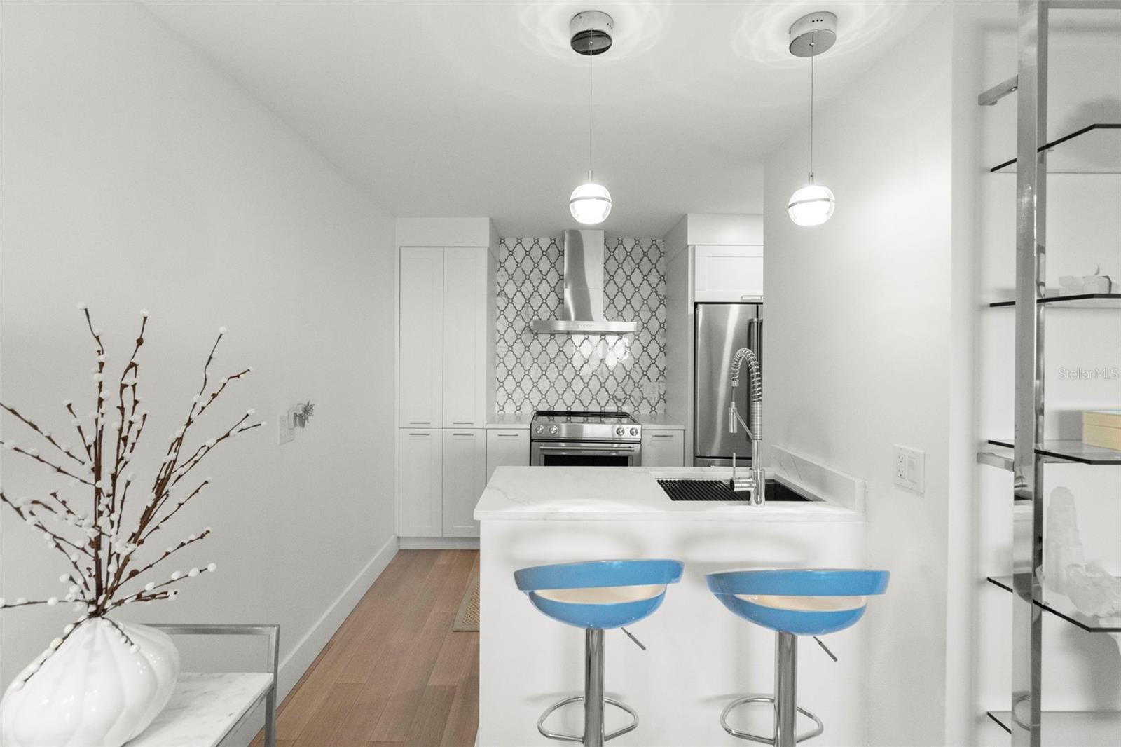 Image 9 of 28 For 2620 Cove Cay Drive 704