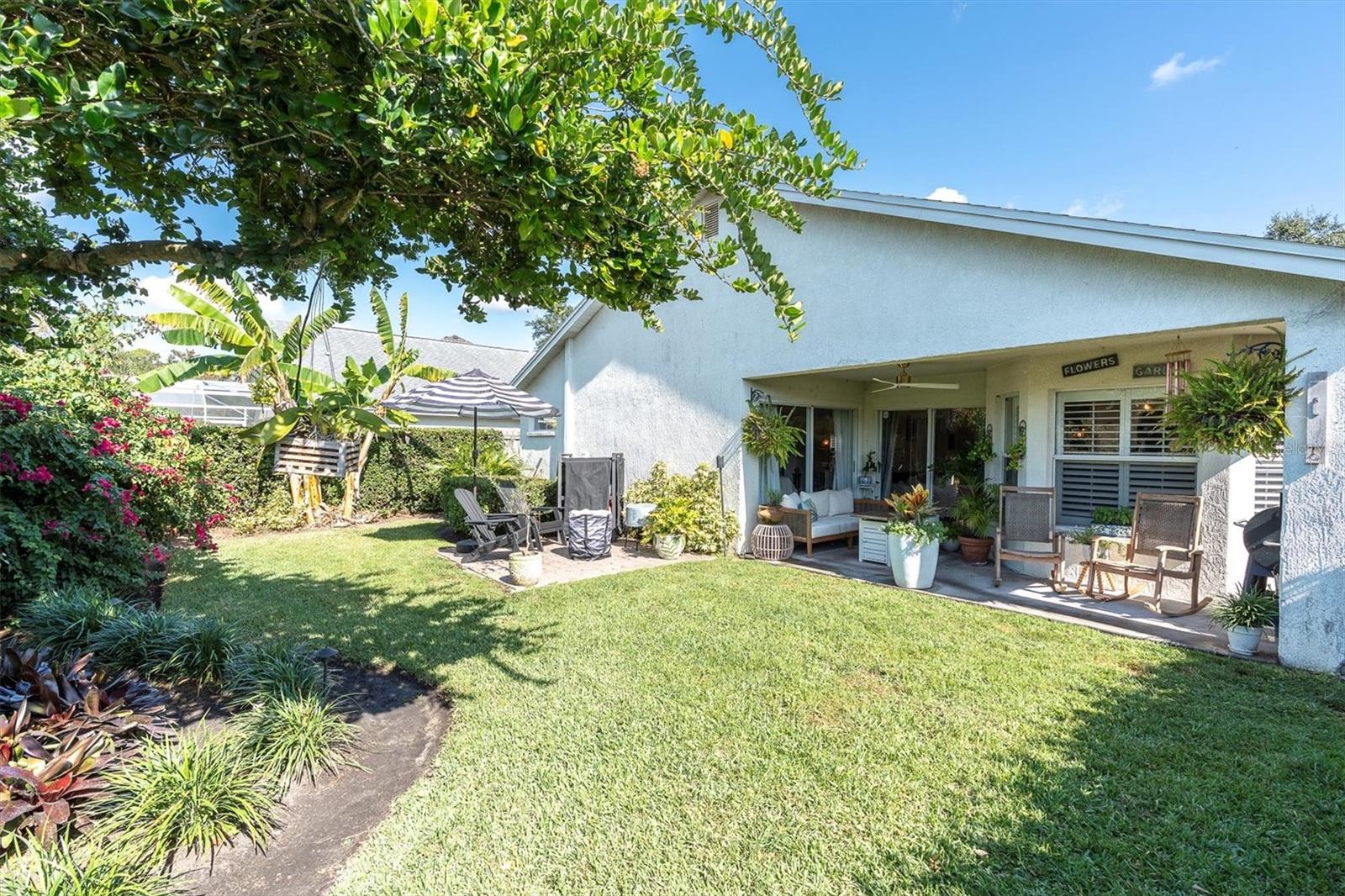 Listing photo id 30 for 27610 Sky Lake Circle