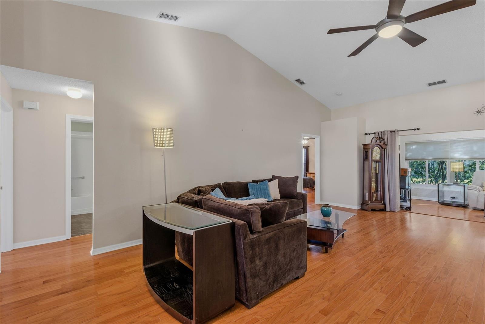 Image 17 of 70 For 18044 Tarrington Place