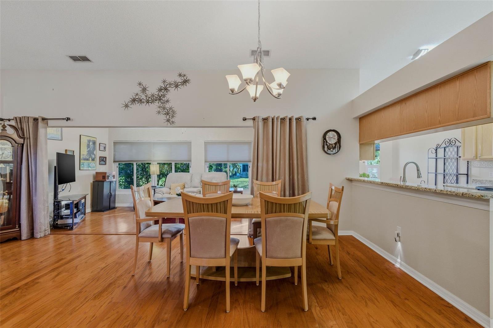 Image 19 of 70 For 18044 Tarrington Place