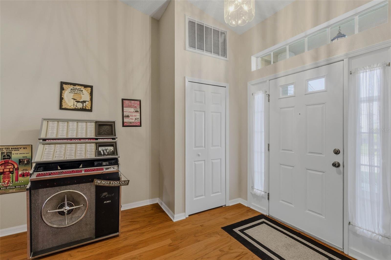 Image 8 of 70 For 18044 Tarrington Place