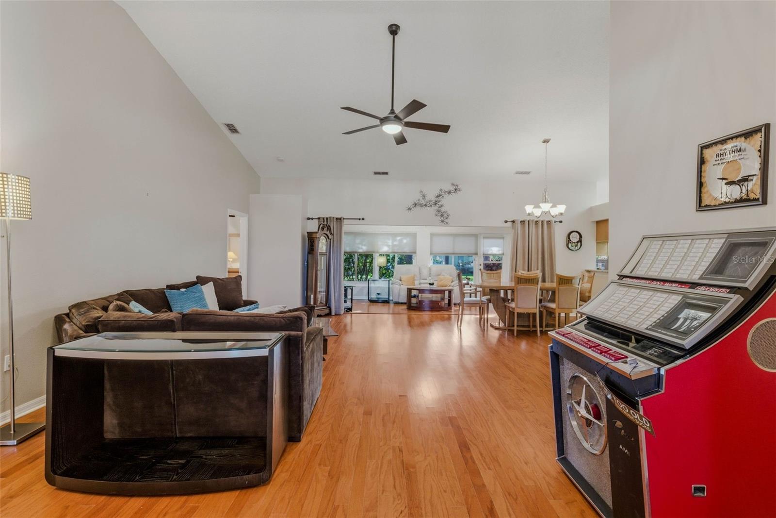 Image 9 of 70 For 18044 Tarrington Place