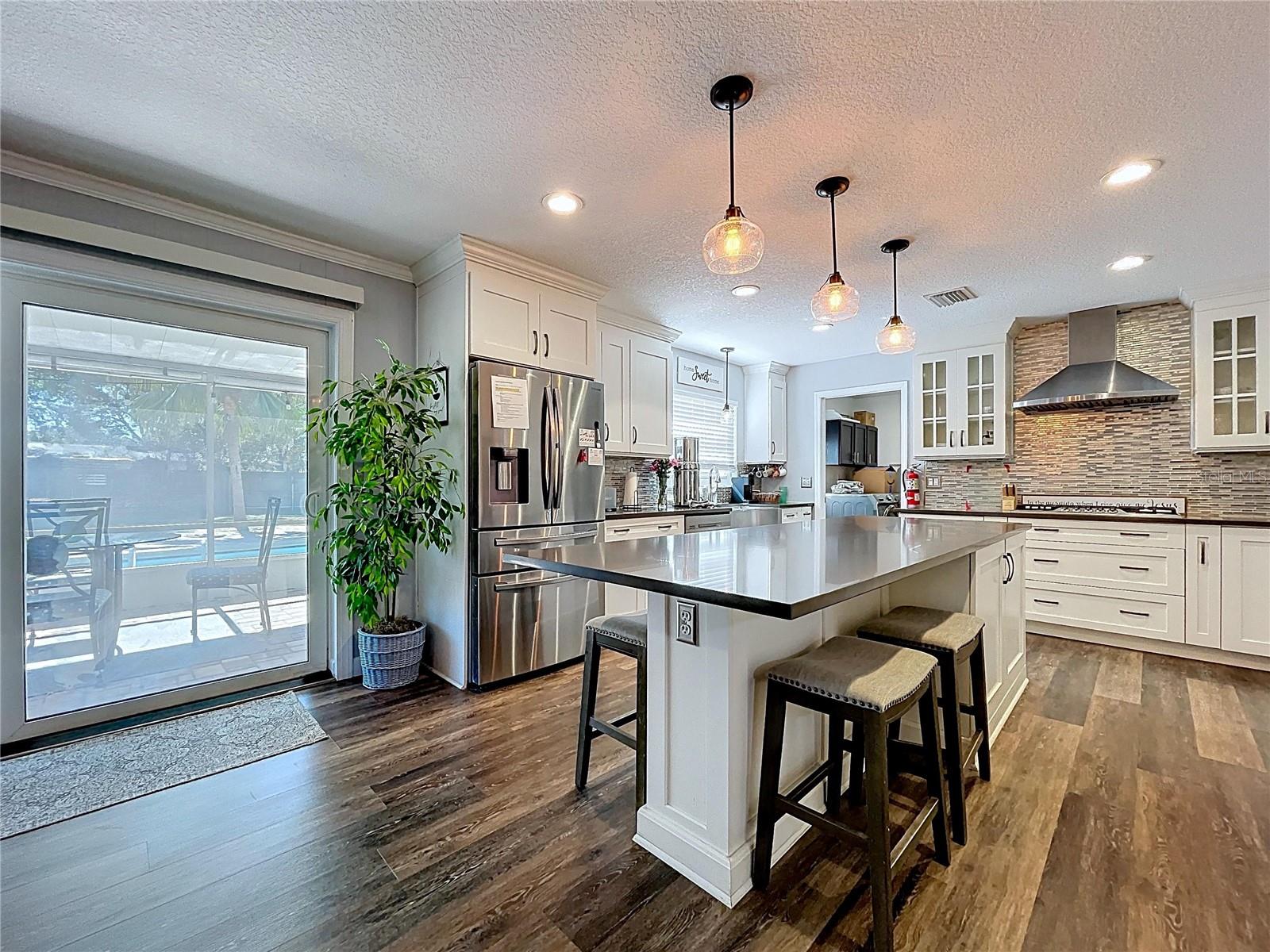 Image 19 of 54 For 611 Greenbriar Drive