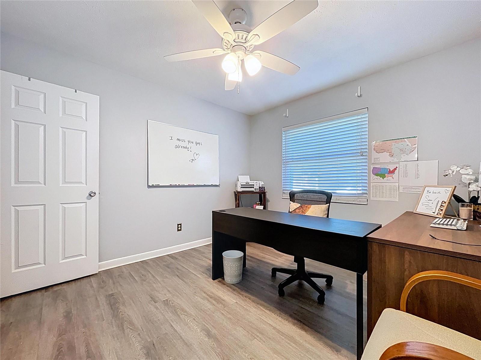 Image 28 of 54 For 611 Greenbriar Drive