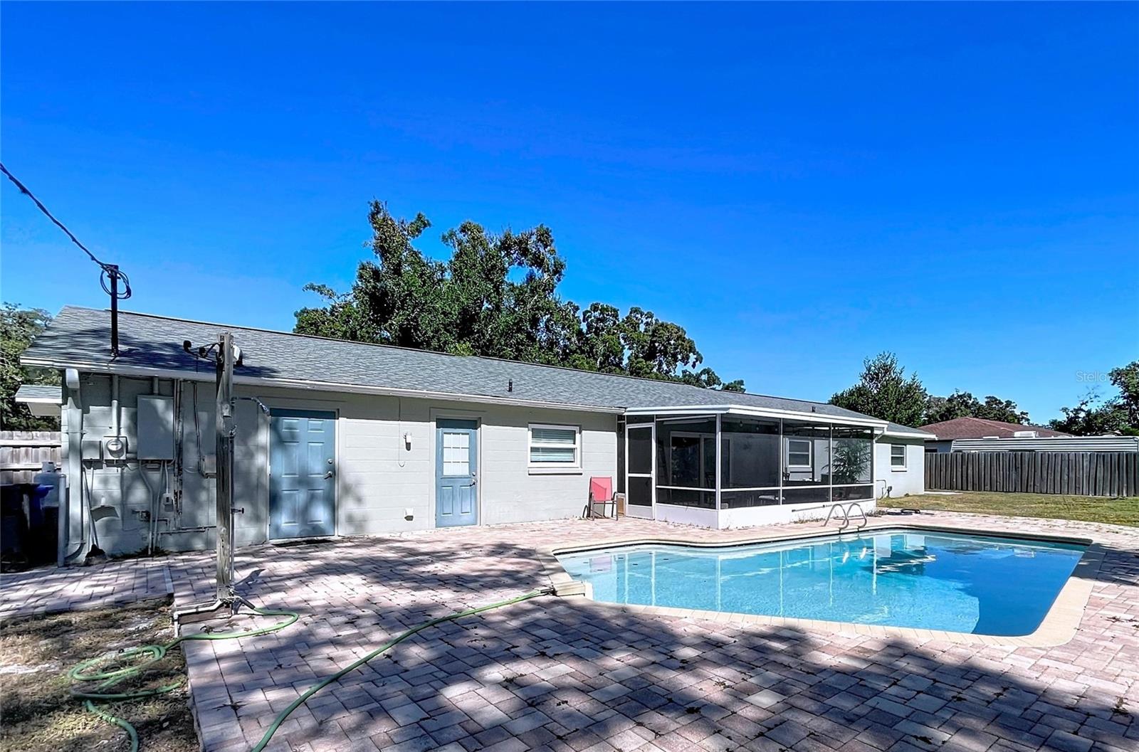 Image 46 of 54 For 611 Greenbriar Drive