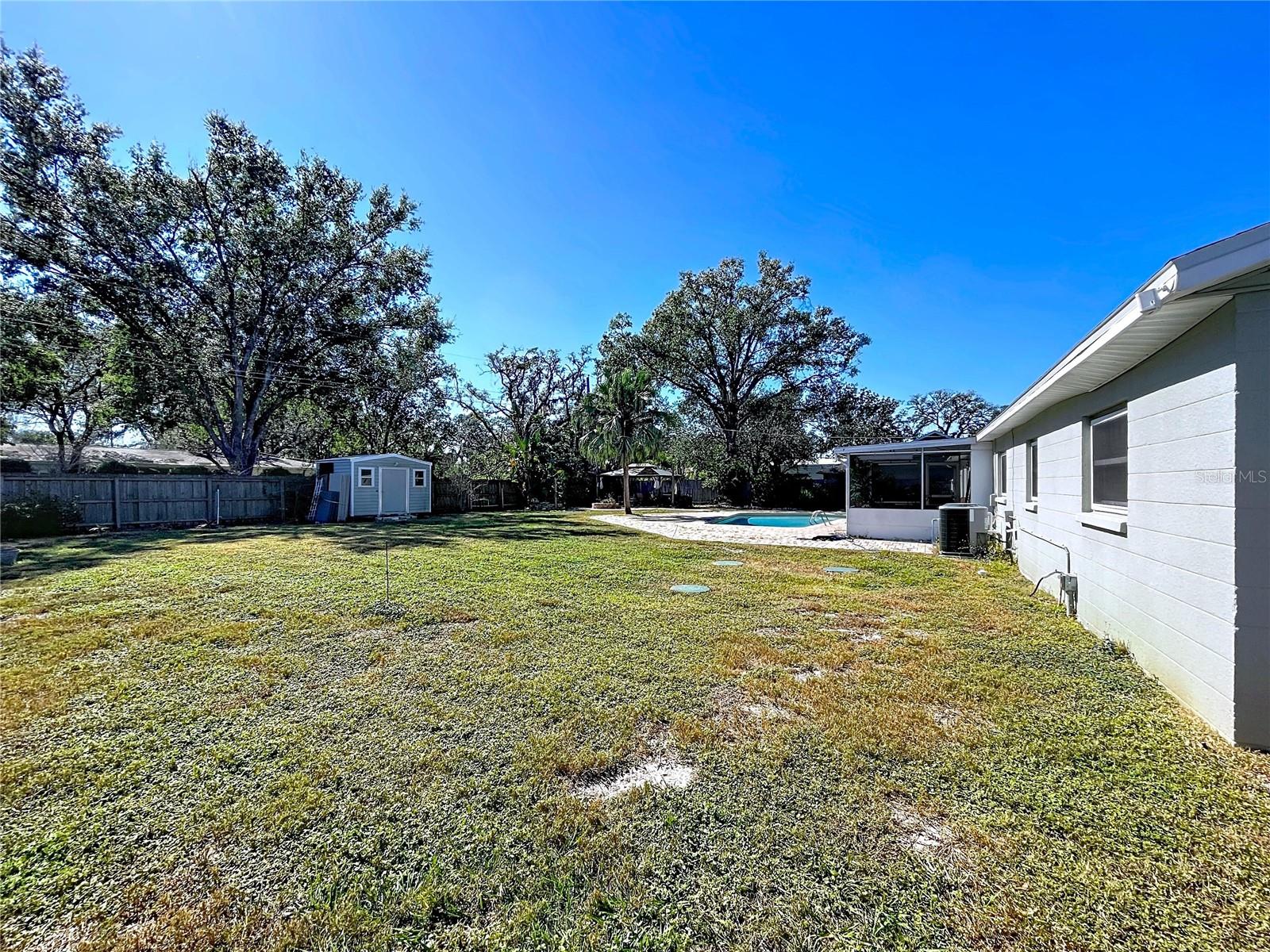 Image 52 of 54 For 611 Greenbriar Drive