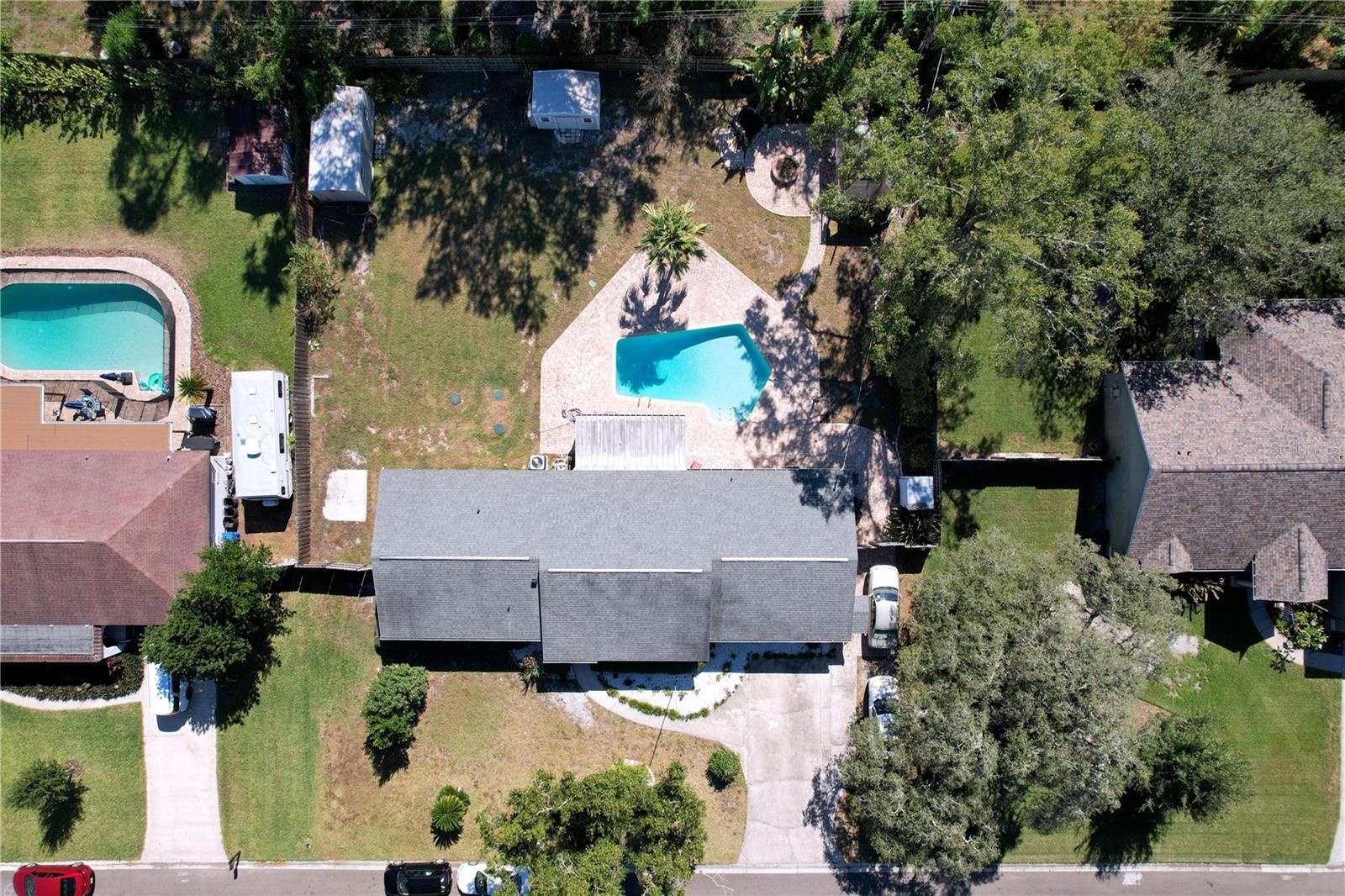 Image 8 of 54 For 611 Greenbriar Drive