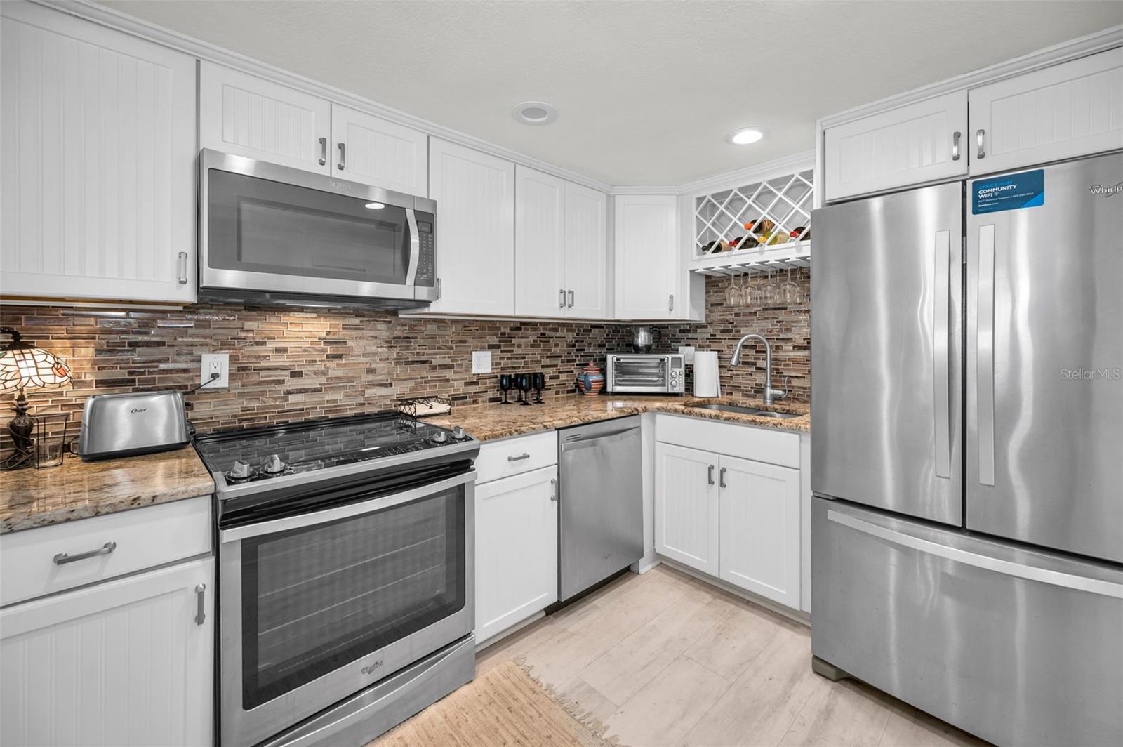 Image 20 of 75 For 7420 Bay Island Drive 374