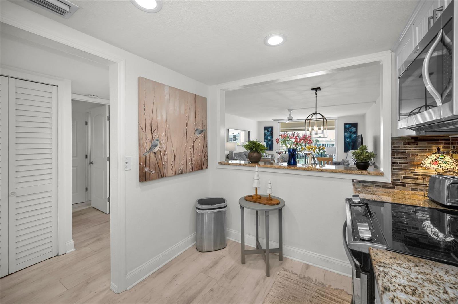 Image 21 of 75 For 7420 Bay Island Drive 374