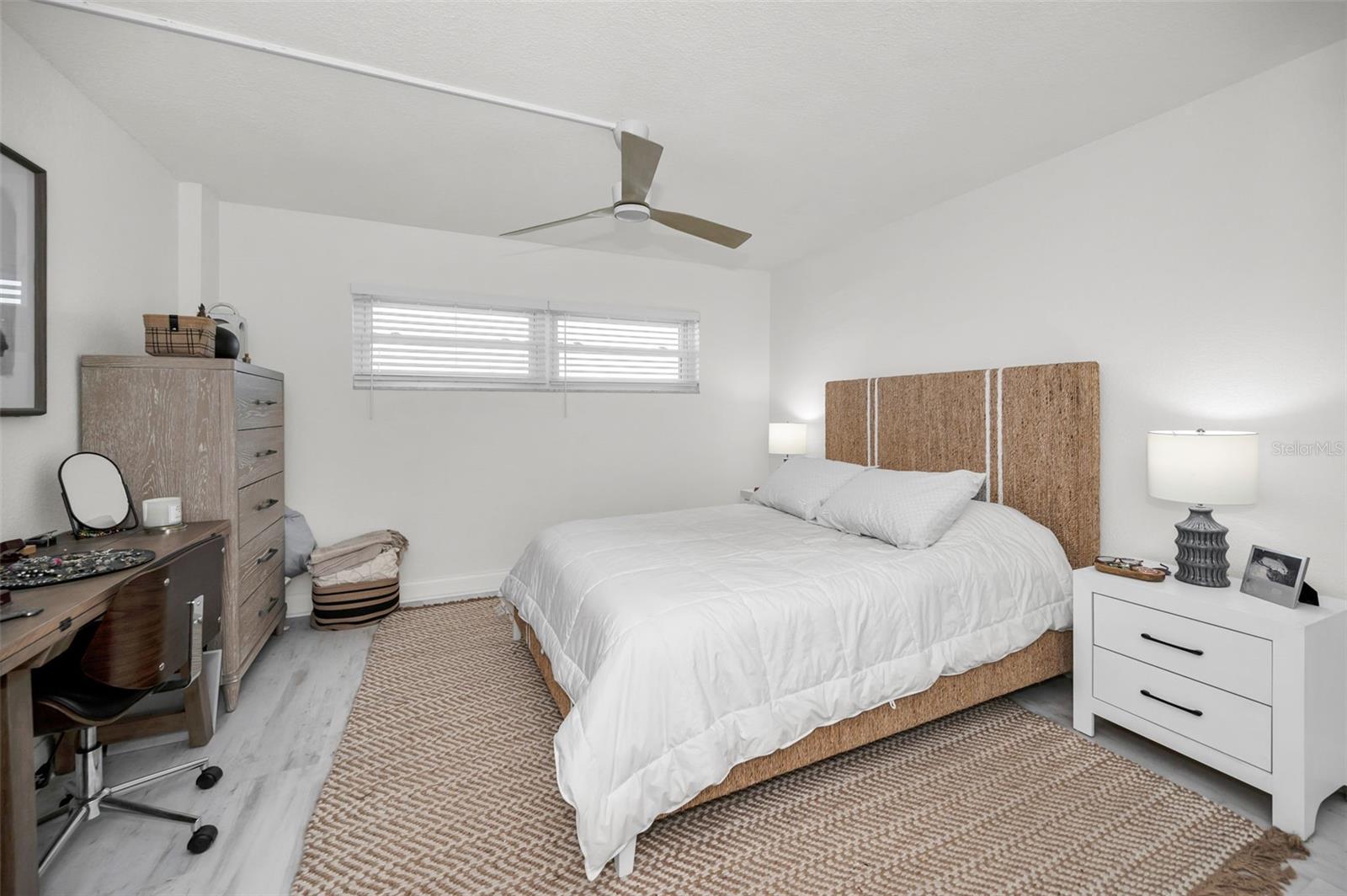 Image 25 of 75 For 7420 Bay Island Drive 374