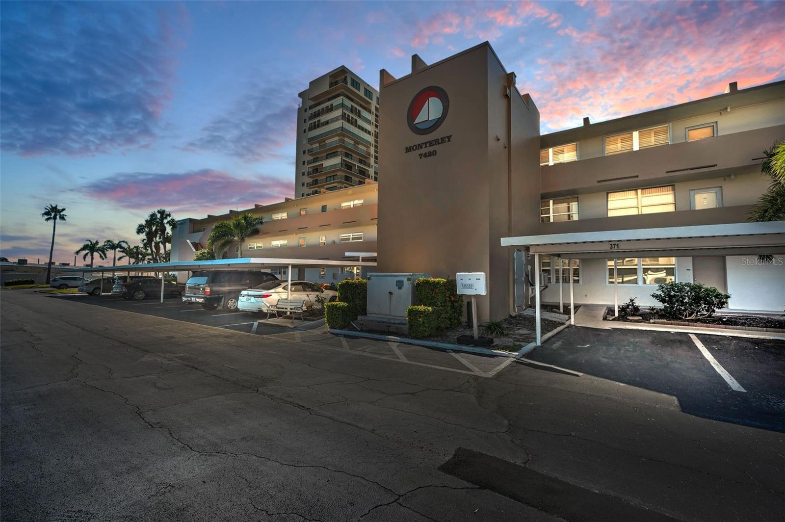 Image 3 of 75 For 7420 Bay Island Drive 374