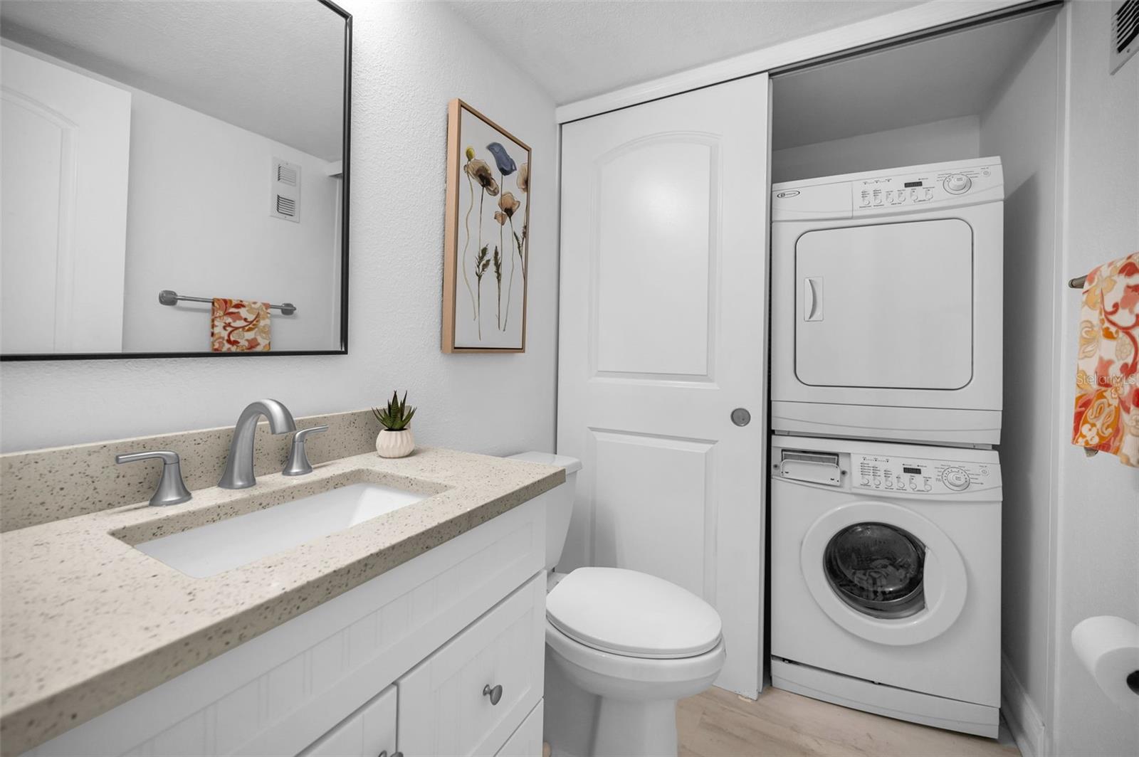 Image 31 of 75 For 7420 Bay Island Drive 374