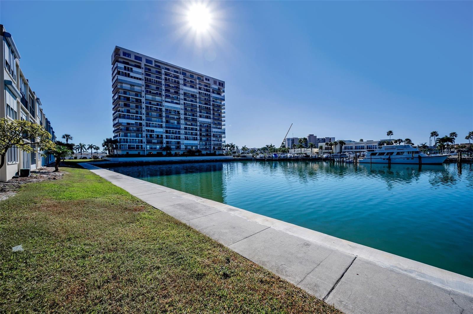 Image 46 of 75 For 7420 Bay Island Drive 374