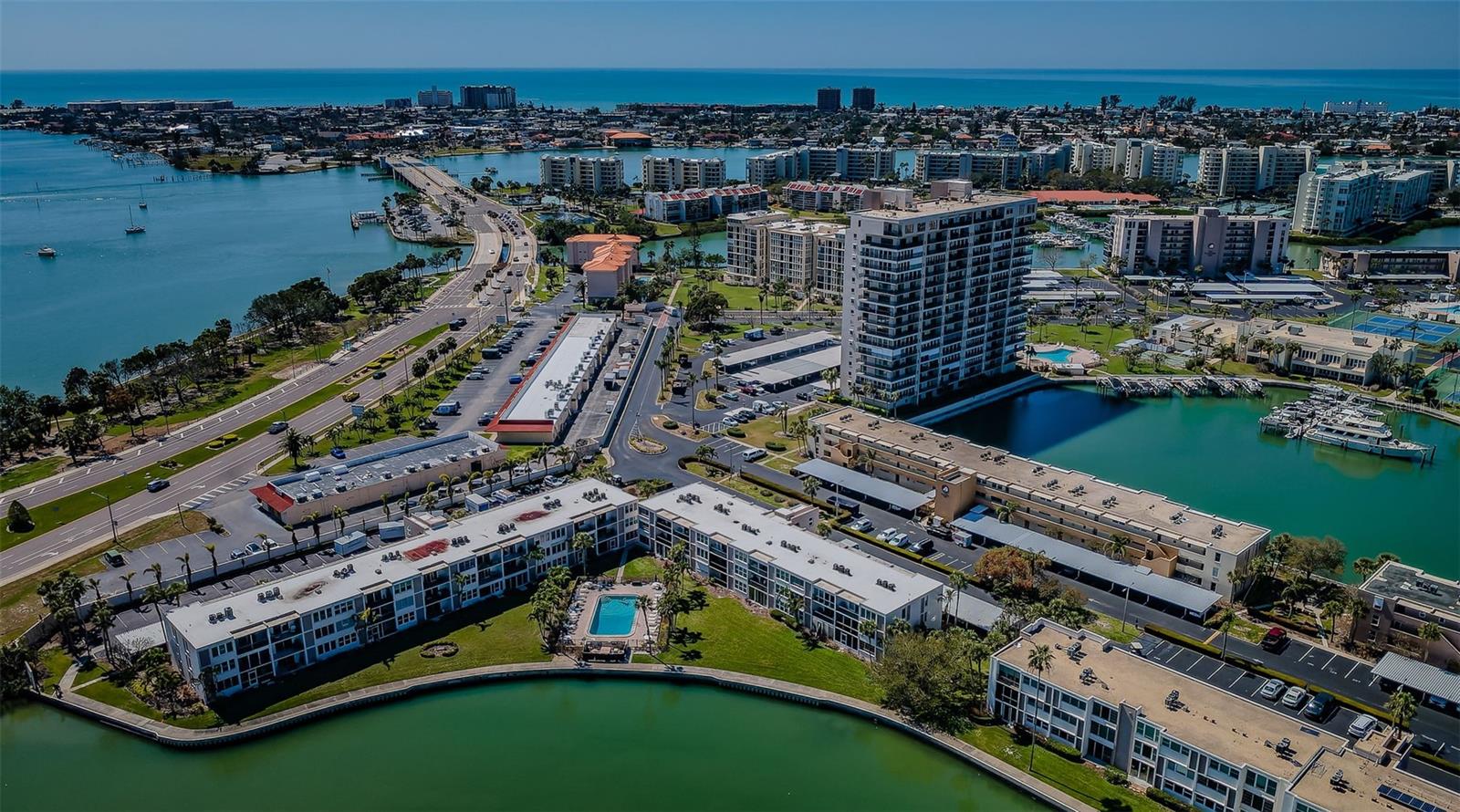 Image 60 of 75 For 7420 Bay Island Drive 374