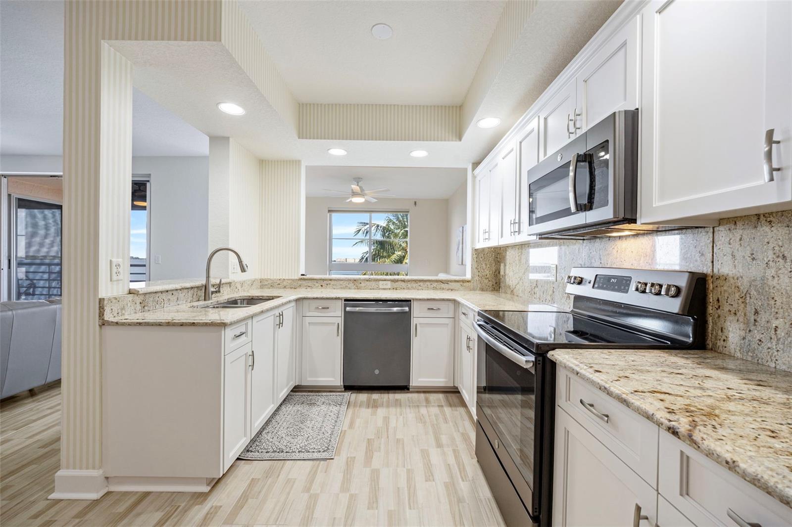 Image 13 of 53 For 4981 Bacopa Lane S 302