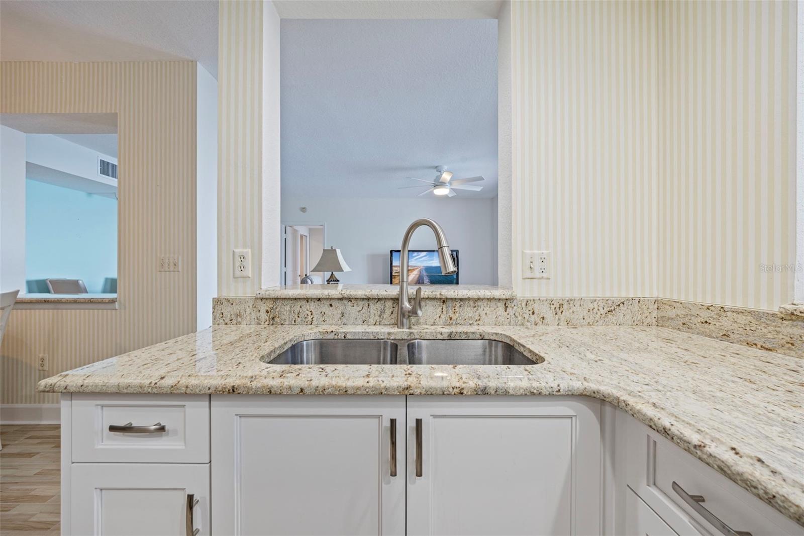 Image 15 of 53 For 4981 Bacopa Lane S 302