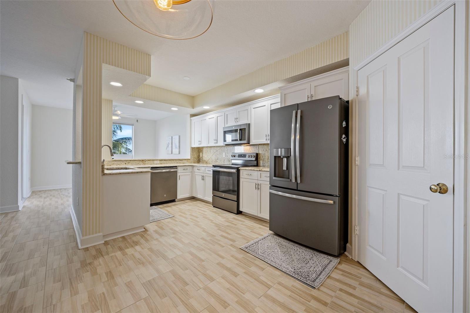 Image 17 of 53 For 4981 Bacopa Lane S 302