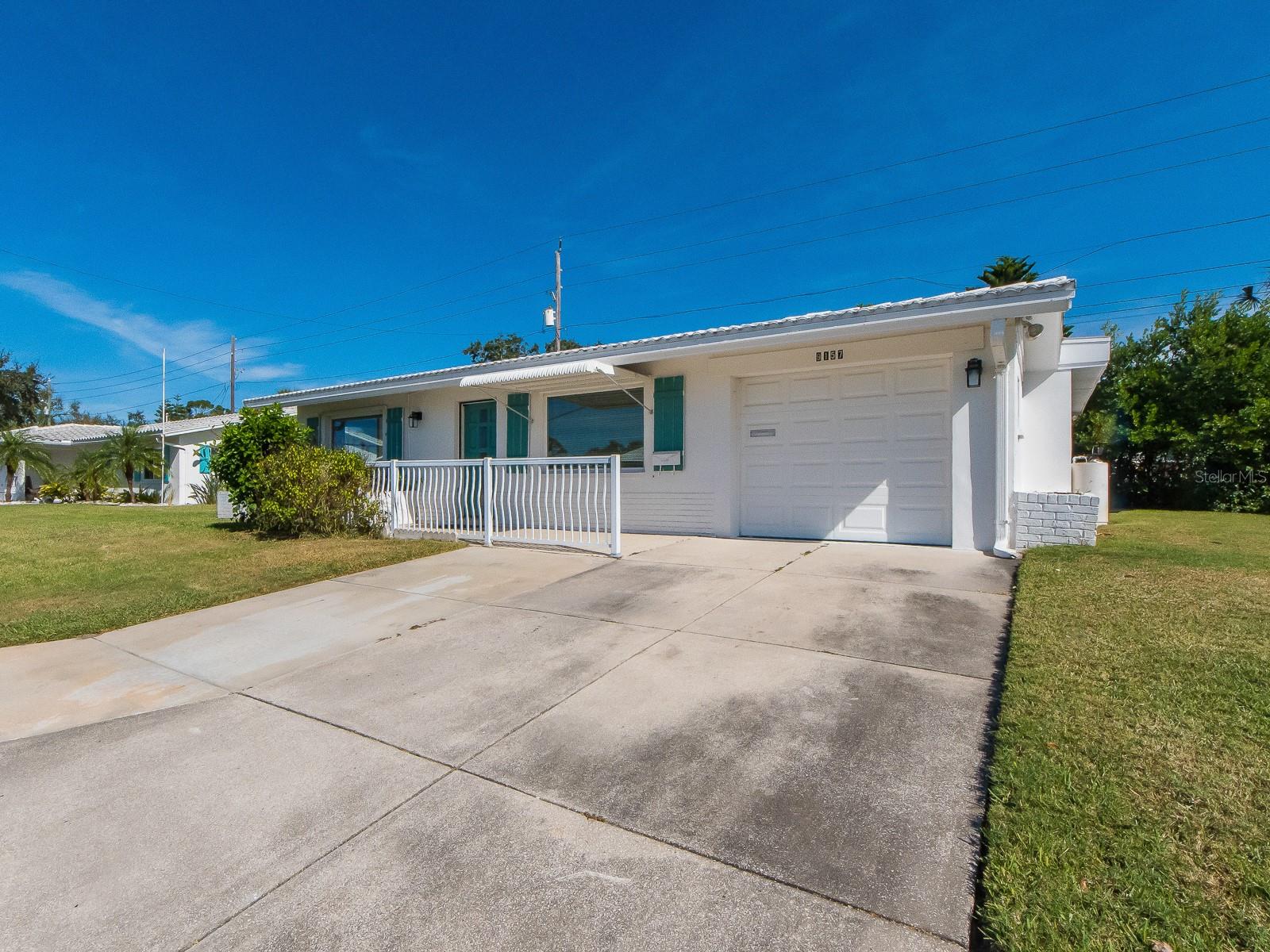 Details for 9157 140th Way, SEMINOLE, FL 33776